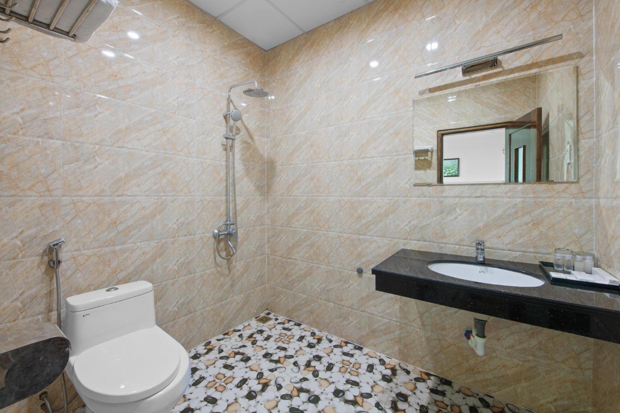 Khach San Habana Hotel Thai Nguyen ภายนอก รูปภาพ