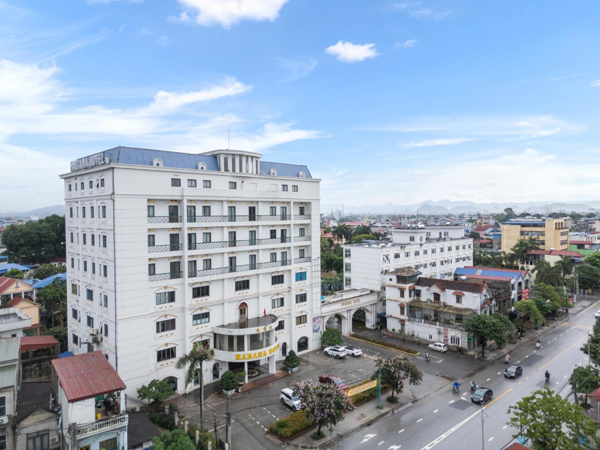 Khach San Habana Hotel Thai Nguyen ภายนอก รูปภาพ